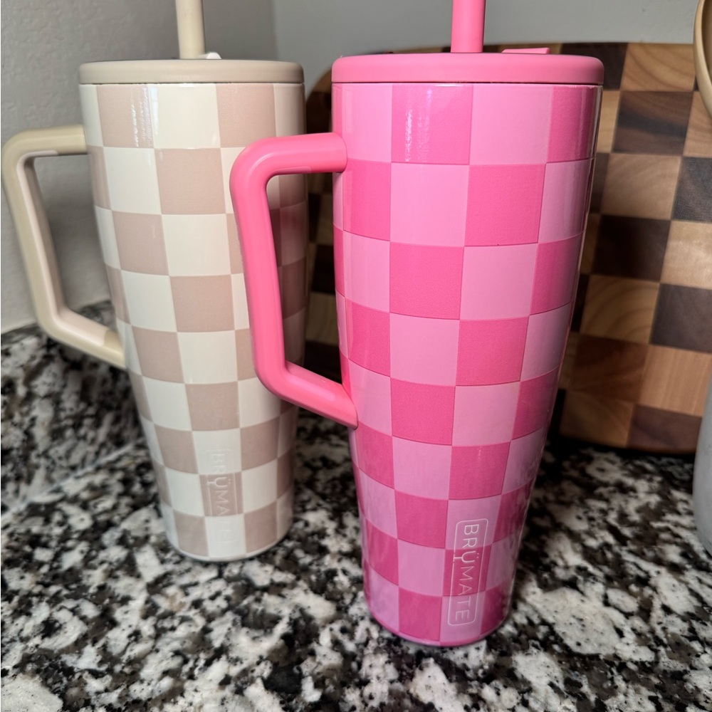 BrüMate Pink and Cream Checkered Tumblers